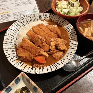 おばんざいと串揚げの店 たくみ_1