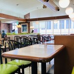 館山中村屋 - 店内