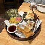 新宿 六 - 奥：お通しの玉こんにゃく