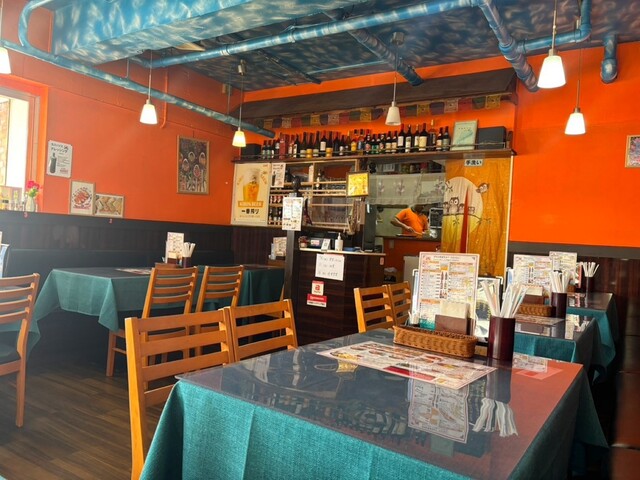 LALIGURAS Tana Branch · 田奈店 interior