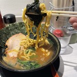 横浜家系 てつ家 - 