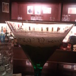 バー クラスター - フレッシュフルーツは洋梨を使用、上品で華のある滑らかな味わいと香り