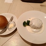 よつ葉ミルクプレイス - よつ葉のとろけるチーズソースの亜麻仁牛のハンバーグ