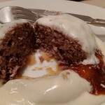 よつ葉ミルクプレイス - よつ葉のとろけるチーズソースの亜麻仁牛のハンバーグ