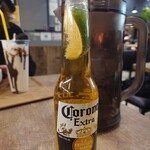 SHIMAUMA BURGER&CAFE - ドリンク写真:コロナビール￥660-