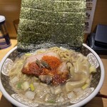 すごい煮干ラーメン凪 西新宿七丁目店 - 