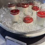 バーホテル 箱根香山 - 紅白ヨーグルトムース