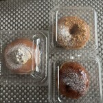 コポリドーナツ - クリームが載ってるのが、151種類目のヤツ(^^)v