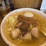 中華そば さとう - 上からの図　ゴロっと感がすごい