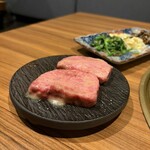 中目黒焼肉 登牛門 - 