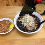 ちぐま屋 - 201412　ちぐま屋　スペシャルラーメン（750円）ライス（150円）