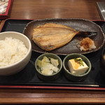 Yakizakanashokudouuokaku - 縞ホッケ定食（1000円）