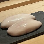 337590022 - 