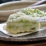 桶家乃隠居 - おまかせ天ぷら５品の新鮮ピーマン