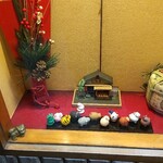 鮨処 匠 - 店頭ディスプレイ