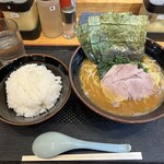ラーメン見田家 - 料理写真:
