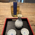 喜納屋恭兵衛商店 - しぜんしゅ たるざけ熱燗　逆算で2000円