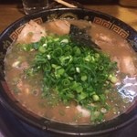 無鉄砲  - Ｗスープネギ増しチャーシュー麺