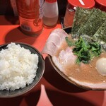 横浜ラーメン 斎藤家 - 上ラーメン ライス
