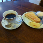 ポンポンマム - H26年１２月２３日のコーヒーとモーニングサービス