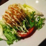 京鼎樓 そごう横浜店 - 大海老の黄金揚げサラダ添え。