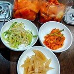 すちゃん - 2026/1月。ランチに付いてくる小鉢3種。