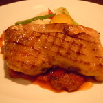 ラ・キュイジーヌ・ド　ウオタマ - 想像してたより大きい地鶏なので寄りで撮影(・∀・)