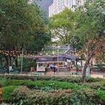 SHAKESHACK - Exterior (Wide View)