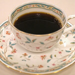 フランス料理 榛名 - ランチコース 9075円 のコーヒー