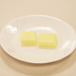 フランス料理 榛名 - ランチコース 9075円 のバター