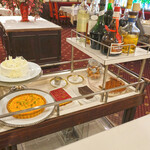 フランス料理 榛名 - ランチコース 9075円 のデザートワゴン10種