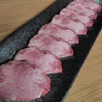 炭火焼肉 たくみ - 