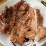 好公道の店 金鶏園 - 台湾の皆さんが大好きな｢排骨｣、揚げたて、熱々！
