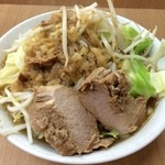 ラーメン荘　歴史を刻め - ラーメン 350ｇ 730円（無料トッピング：野菜マシ）