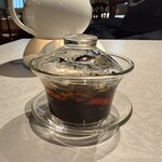 中国飯店 富麗華 - 蓋碗（ガイワン）と呼ばれる伝統的な茶器