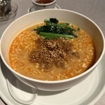 中国飯店 富麗華 - 担々麵