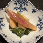 くろ﨑 - 赤酢に漬けた野菜