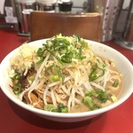 豚らーめん ミドリカワ - 料理写真:濃厚（並盛）990円（ニンニク・脂・カラメ・ネギ）
