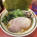 横濱家系ラーメン 裏野中家 - 