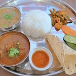 インド・ネパール料理　アーティ - マトンダルバート