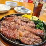 ステーキハウス 魔法のらんぷ 円山店 - チャックステーキランチ 350g