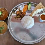 インド・ネパール料理　アーティ - カトリを外に移動