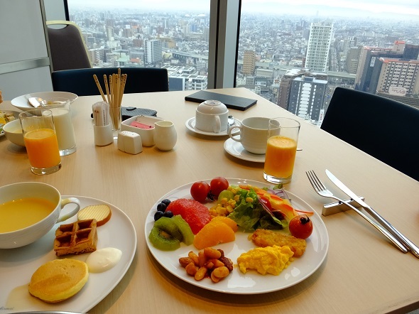 大阪マリオット都ホテル宿泊 あべのハルカス19階で朝食 P U Q By カプチーノ Cooka クーカ 大阪阿部野橋 バイキング 食べログ