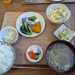 みんなの社員食堂 - 料理写真:日替わり定食