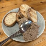 大衆酒場BEETLE 本店 - レバーペースト