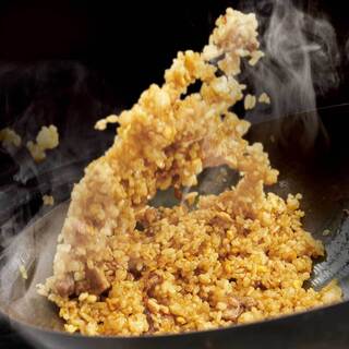 鉄鍋と炎を操る、技