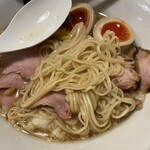 中華そば 髙野 - 焼豚から美味しい麺を掘り起こす