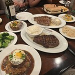 Lone Star Steakhouse & Saloon - 