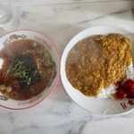 ラーメン 華月 - カレーライス・ラーメンセット↑