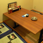 Nijuuhachi Mangoku - テーブル席はリニューアル